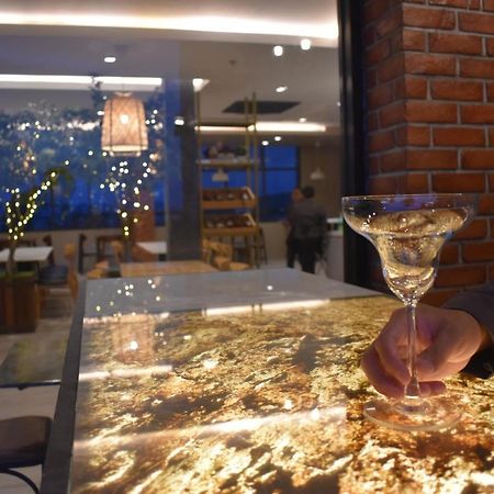 West Prime Hotel Калбайог Экстерьер фото