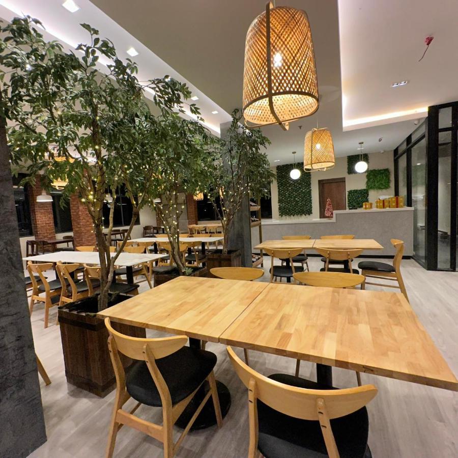 West Prime Hotel Калбайог Экстерьер фото